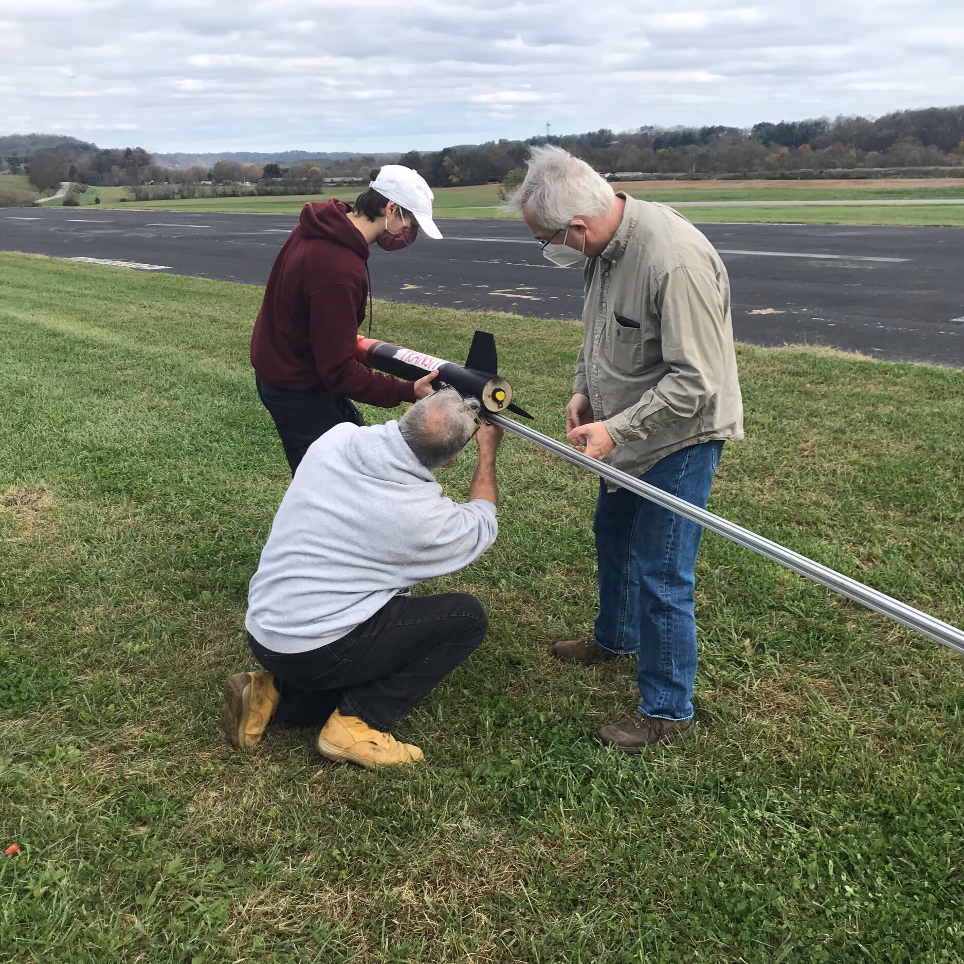 Ben mounting L1 Certification Rocket